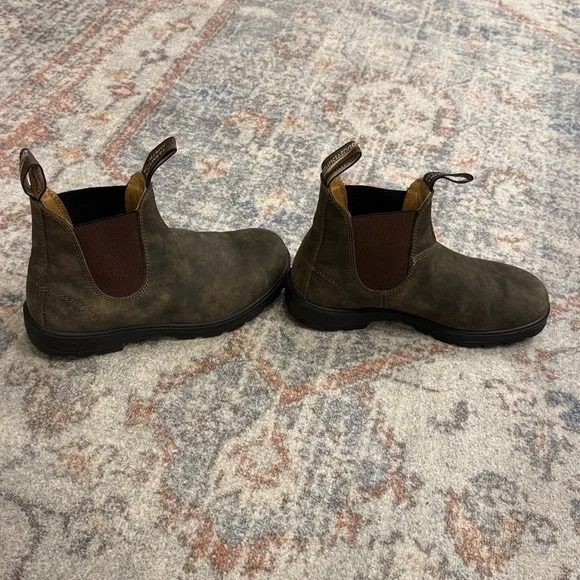 Blundstone Brown Leather Chelsea Boots - Picture 3 of 8